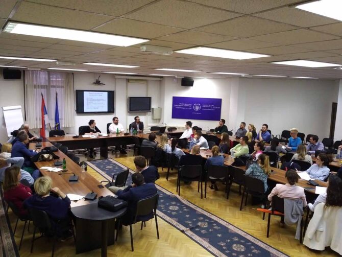 13pIMG_20170504_1806250-670x503